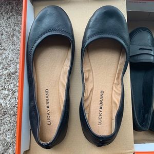 LUCKY BRAND black leather flats